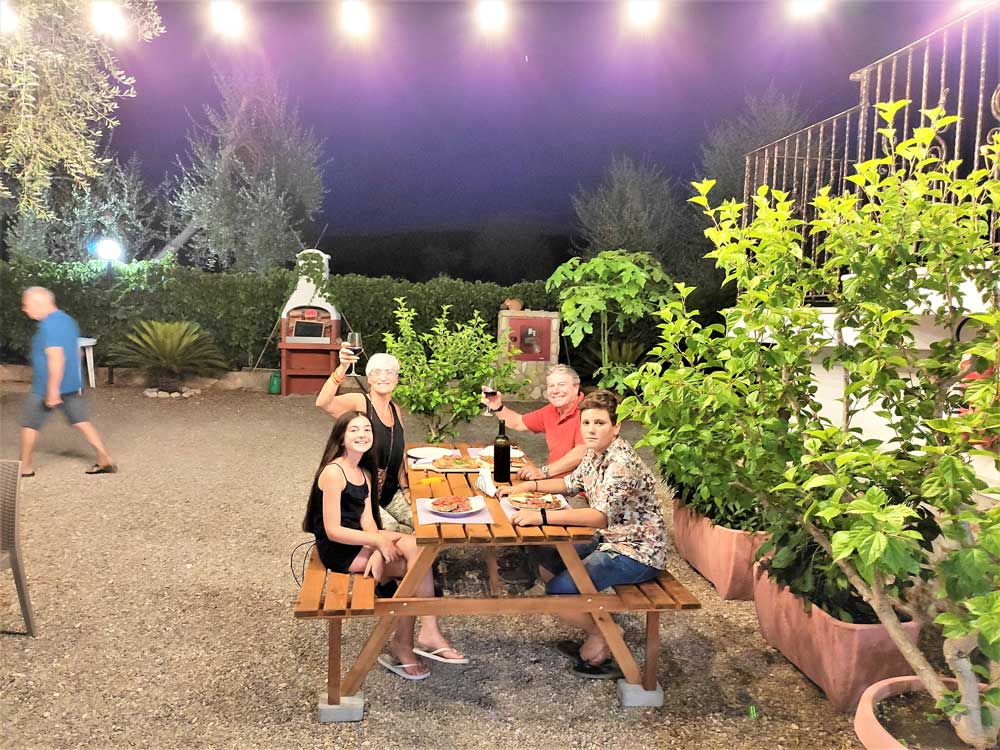 Un Brindisi alle vacanze a Peschici