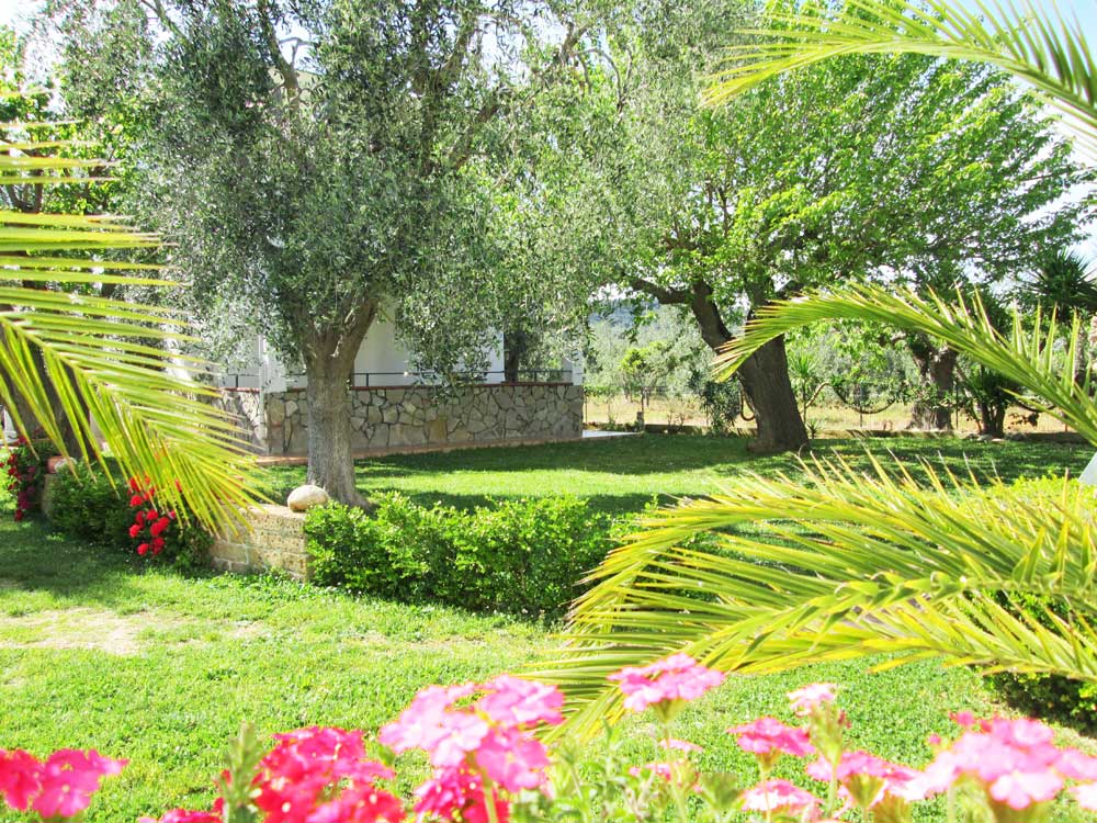 Immersi nel verde in Vacanze la Paloma Peschici-Gargano